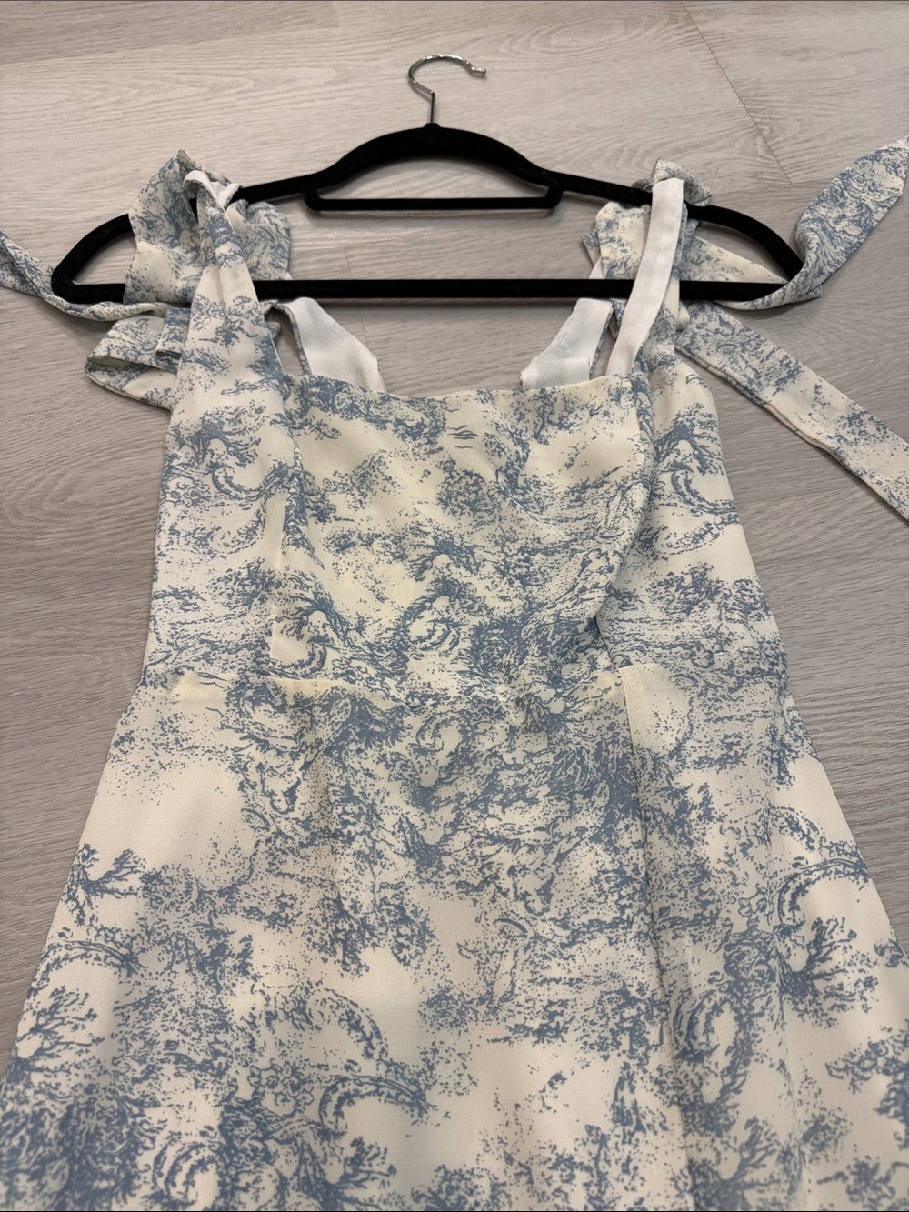 Women's Blue & White Tie-Shoulder Maxi Dress - Picture 4 of 6